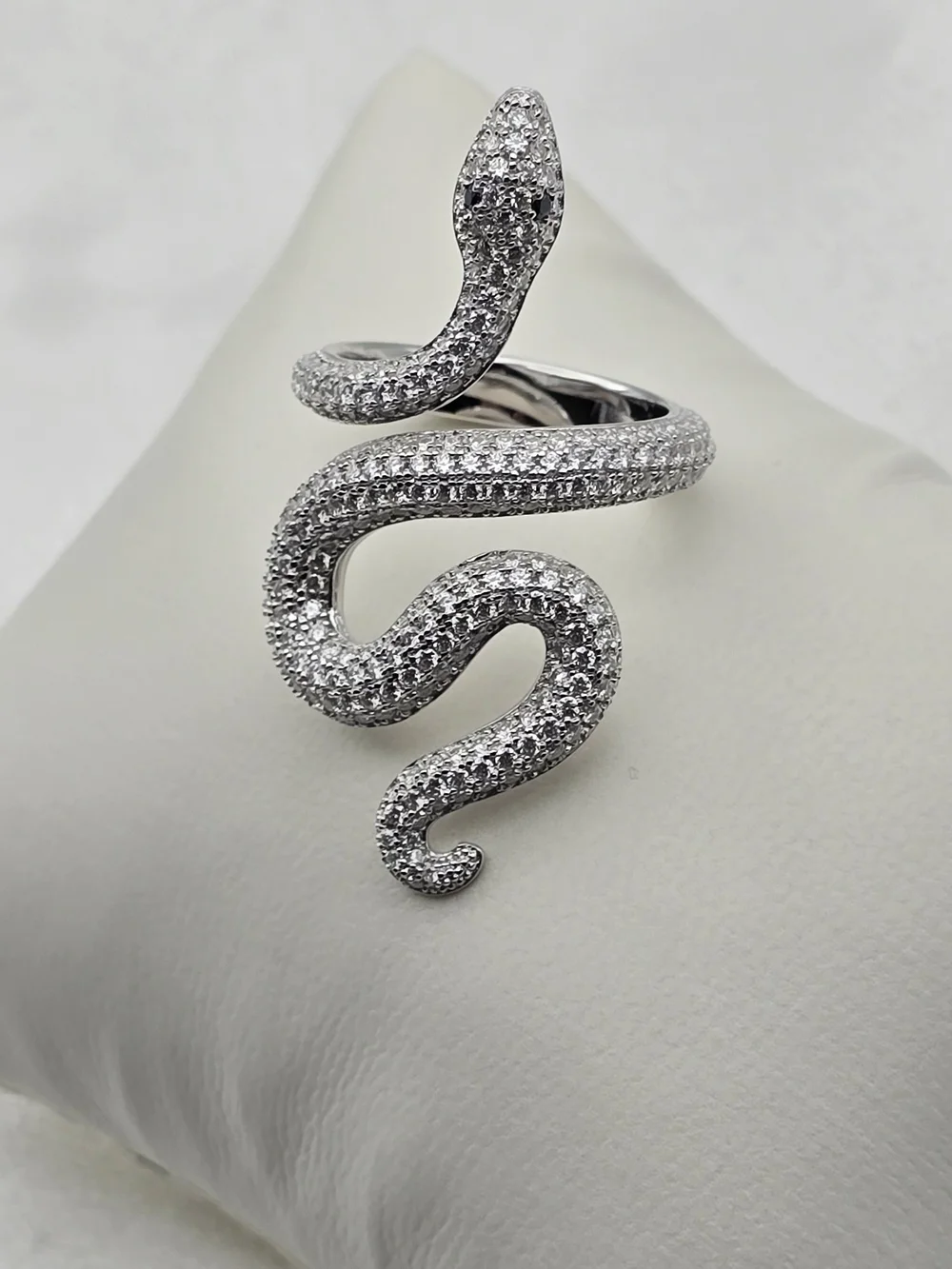 Sterling Silver 925 Pavé Moissanite Luxury Snake Ring